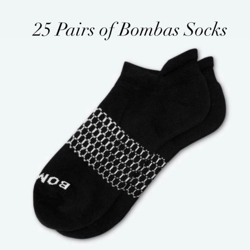 25 Pairs of Bombas Ankle Socks